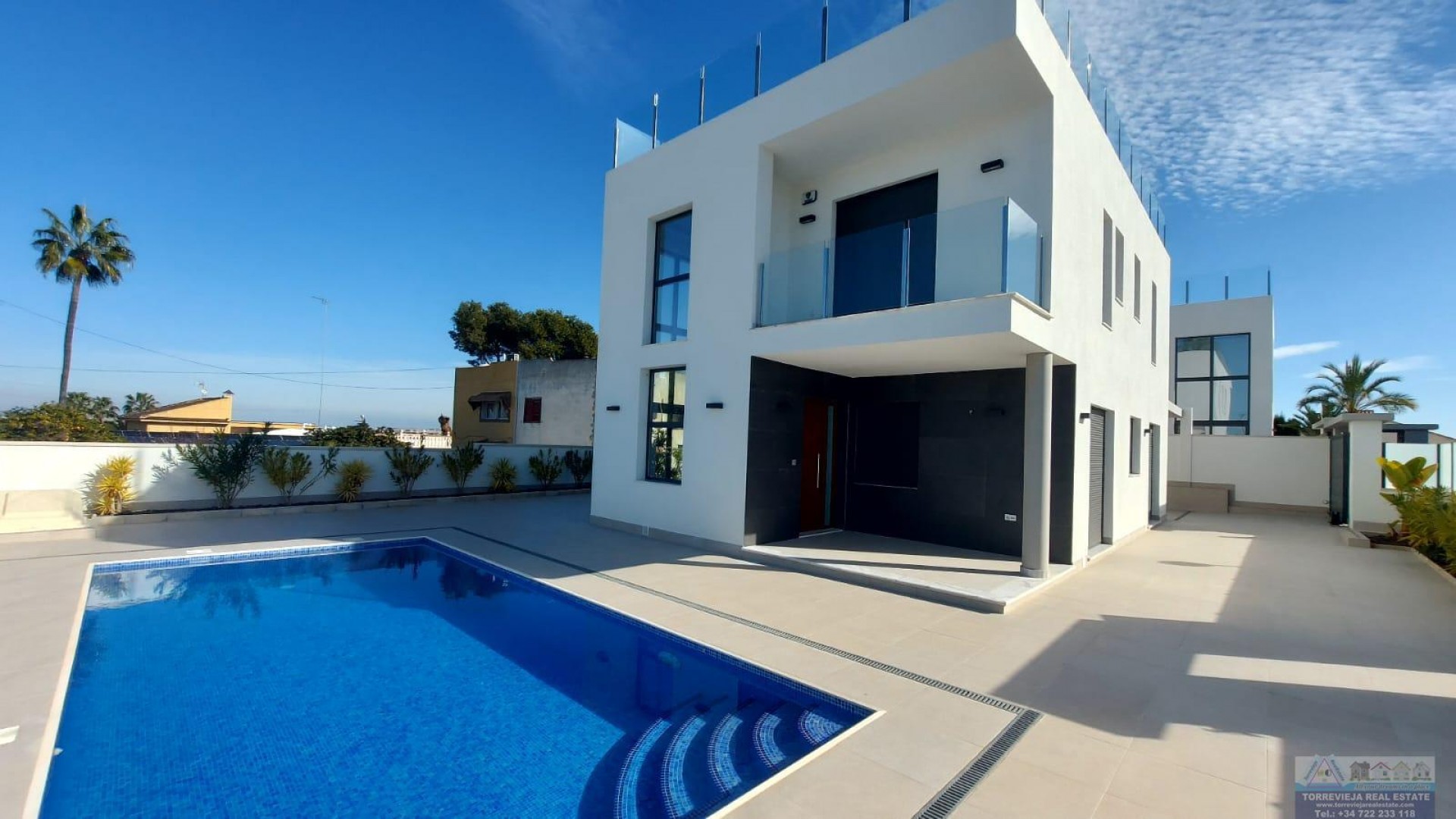 Herverkoop - Vrijstaande Villa -
Torrevieja - Los Balcones