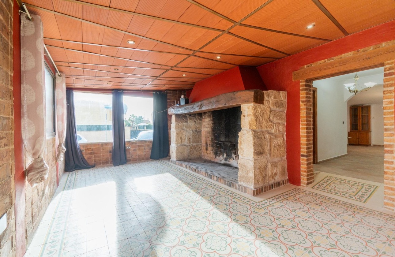 Herverkoop - Vrijstaande Villa -
Torrevieja - Orihuela costa