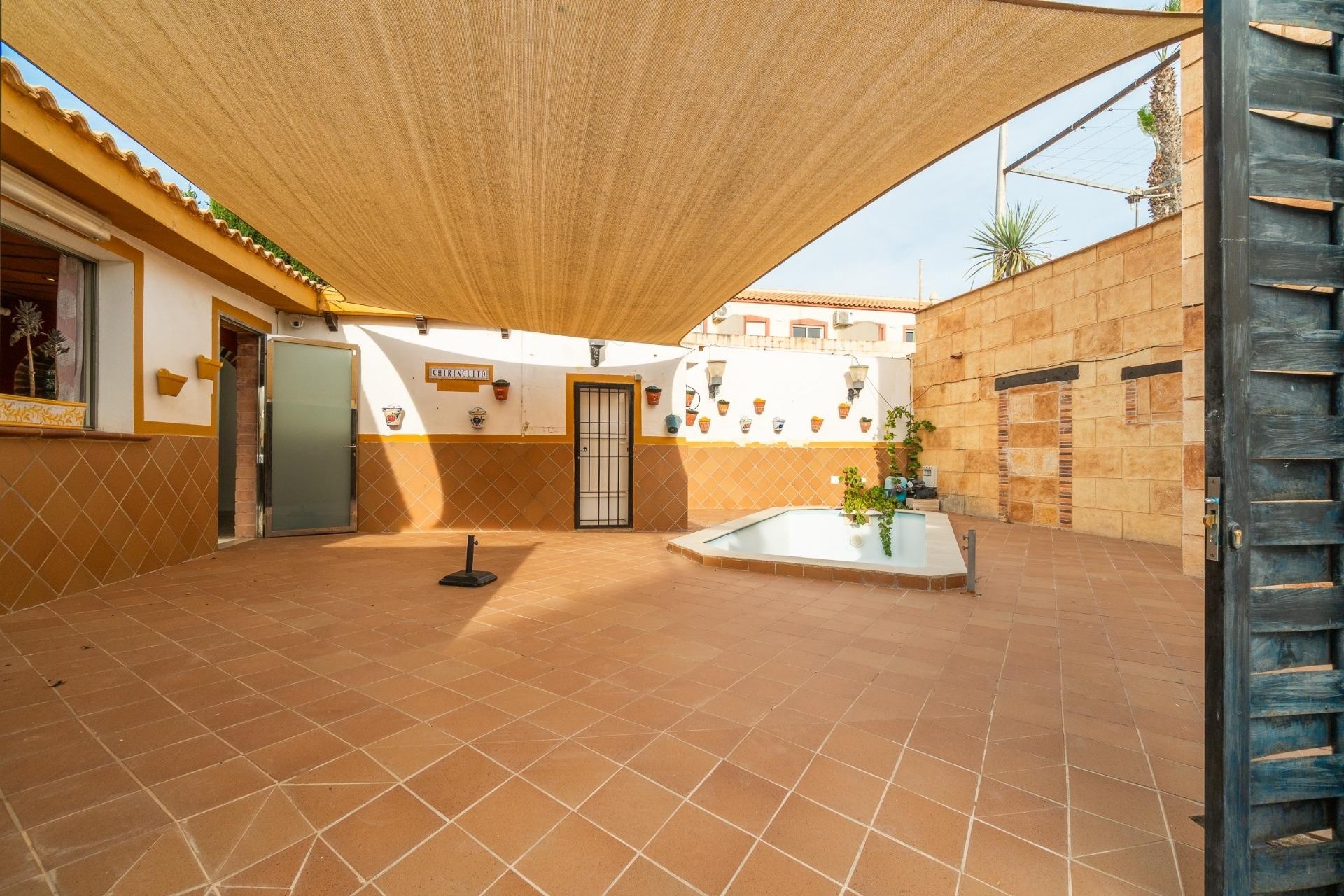 Herverkoop - Vrijstaande Villa -
Torrevieja - Orihuela Costa