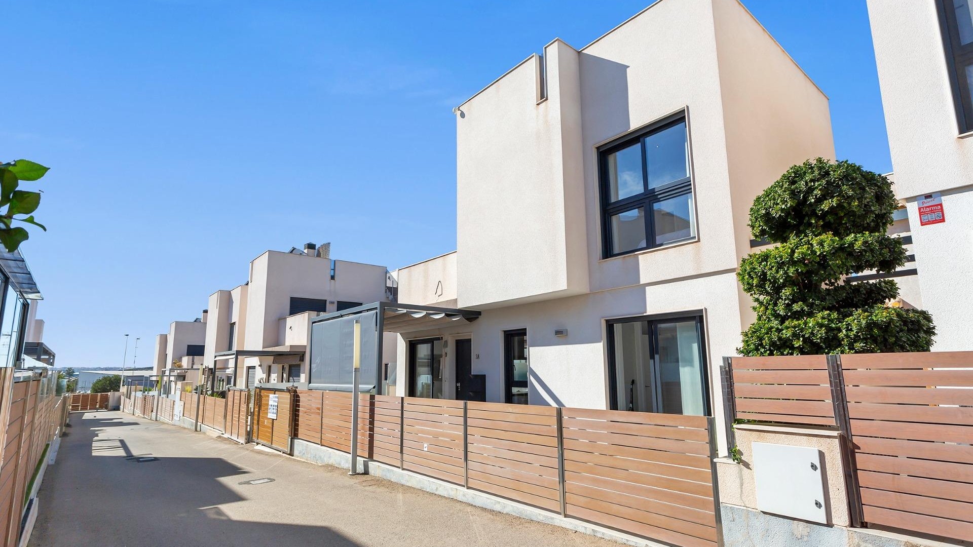 Herverkoop - Vrijstaande Villa -
Torrevieja - Sector 25