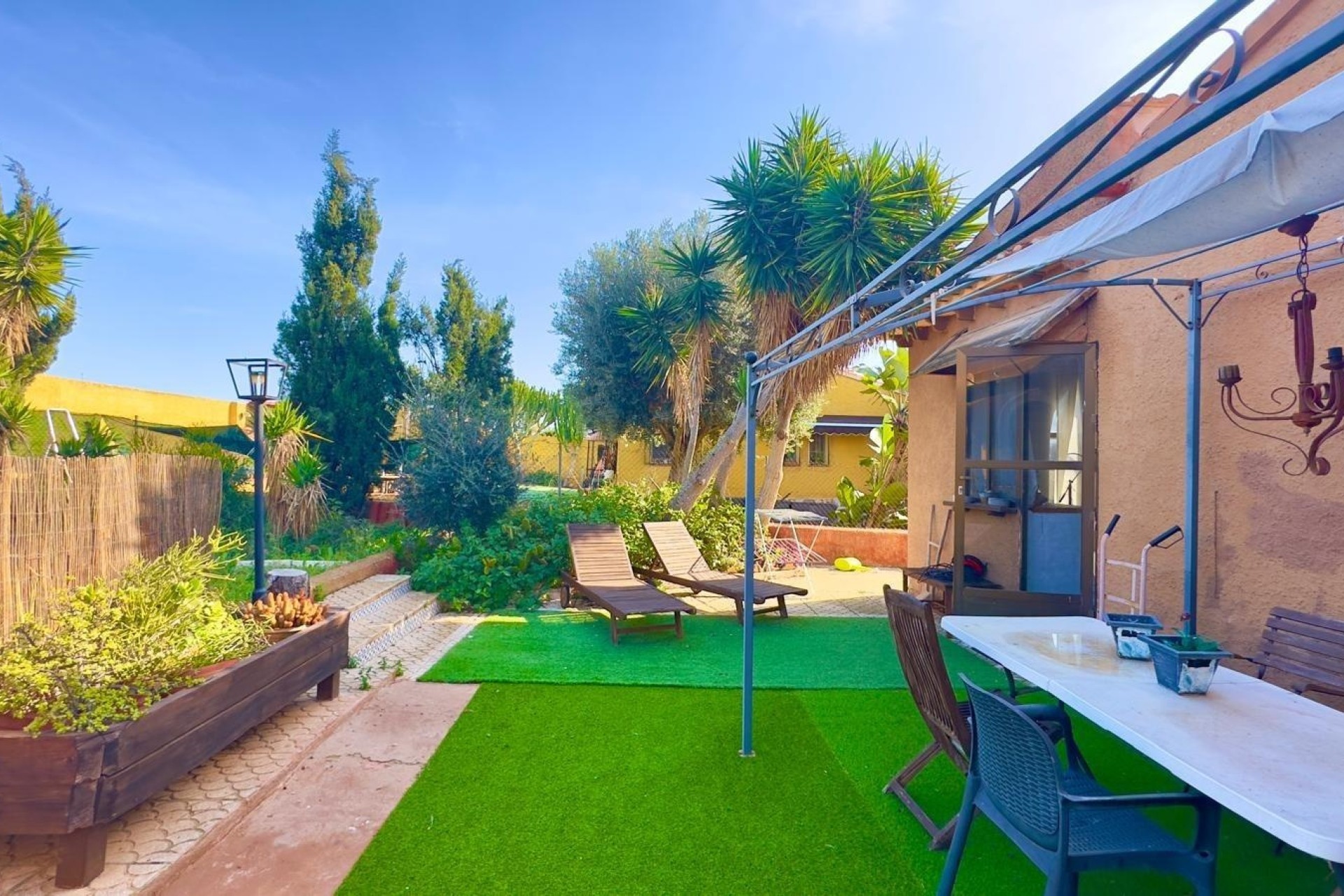 Herverkoop - Vrijstaande Villa -
Torrevieja - Torreblanca