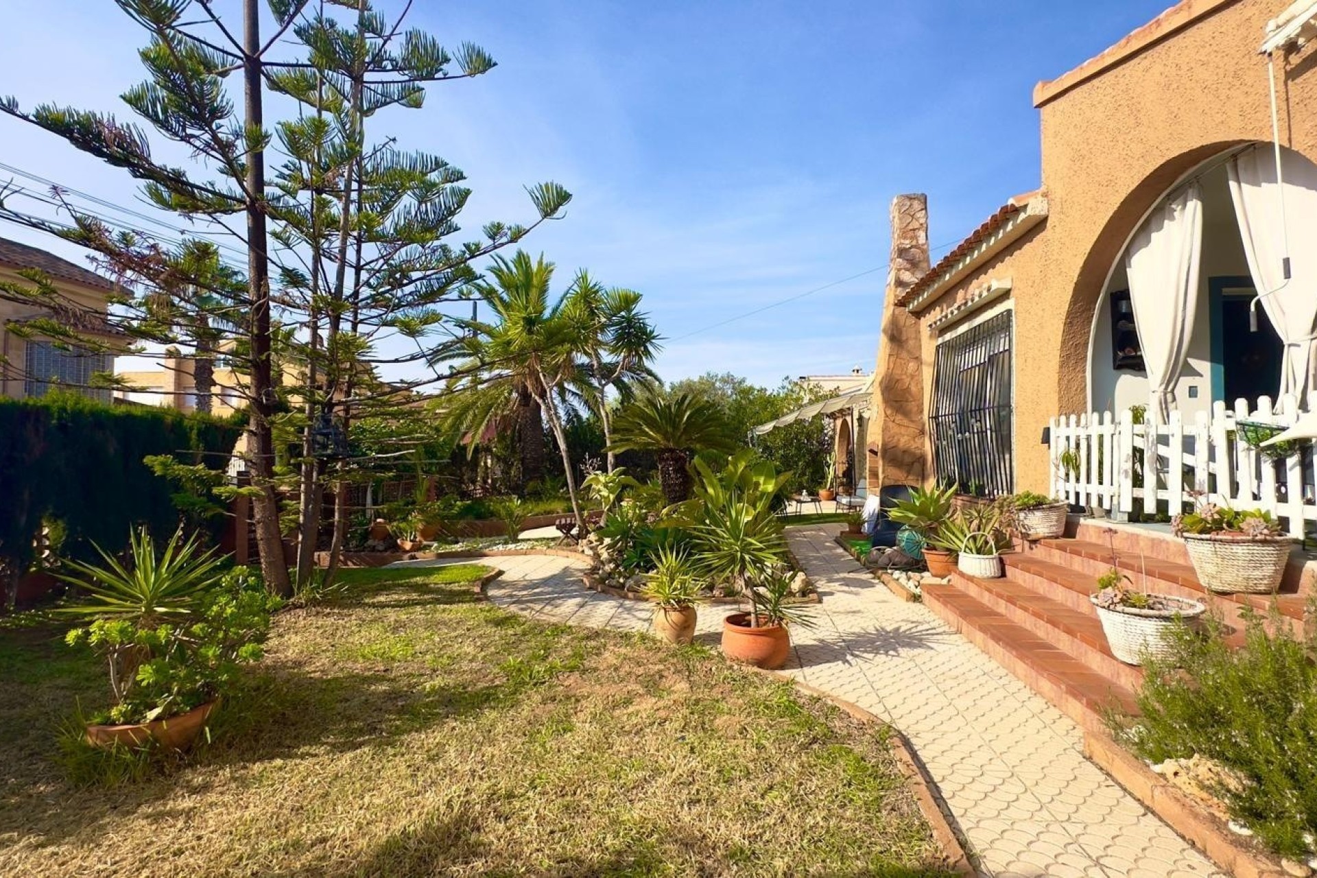 Herverkoop - Vrijstaande Villa -
Torrevieja - Torreblanca