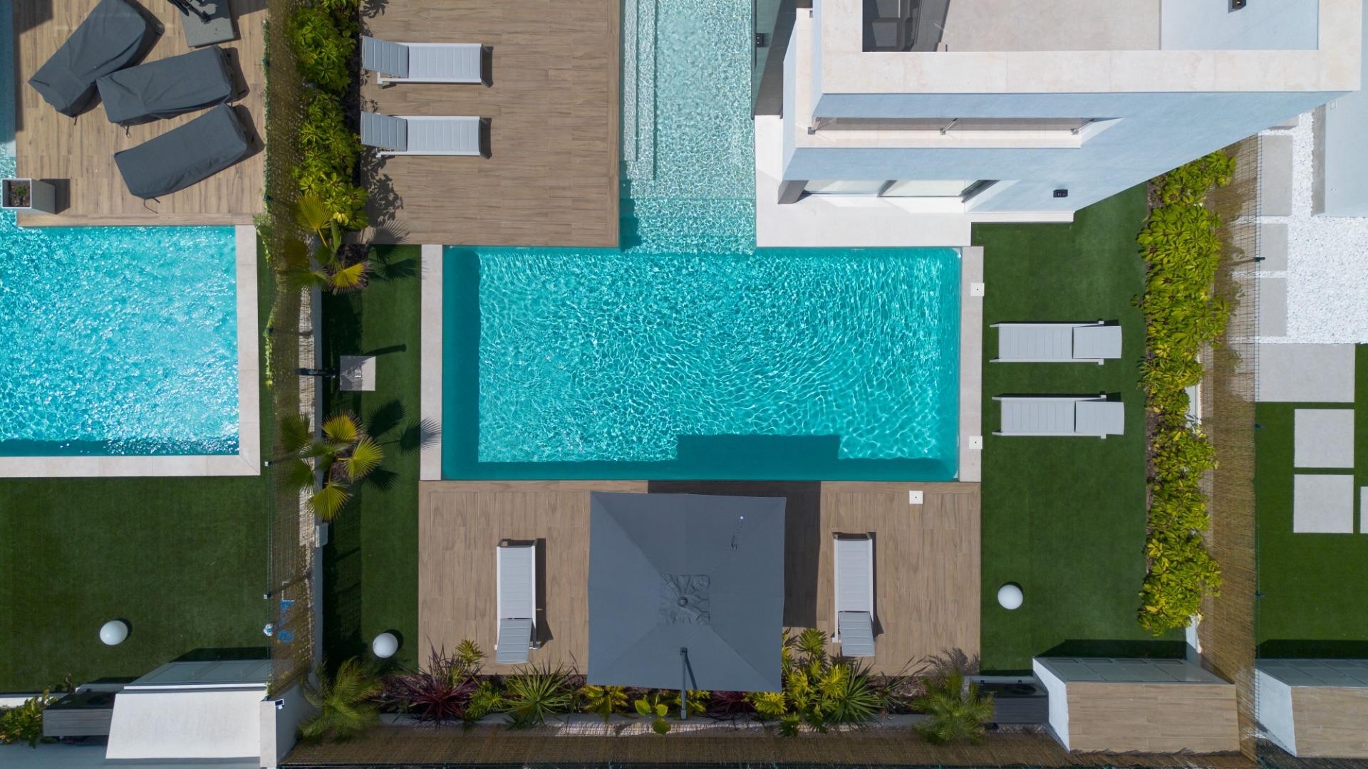 Herverkoop - Vrijstaande Villa -
Torrevieja - Torreta florida