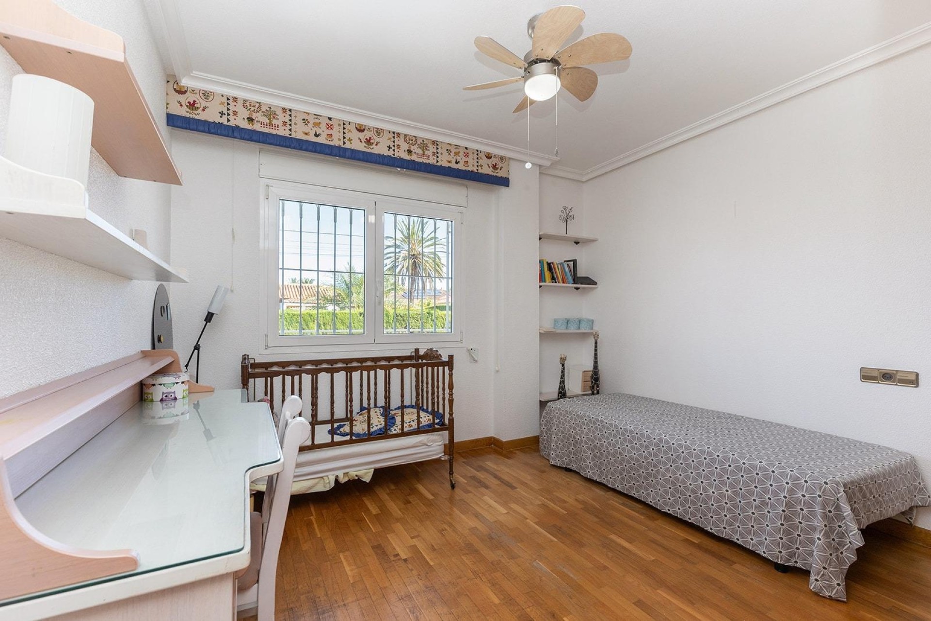 Herverkoop - Vrijstaande Villa -
Torrevieja - Torreta florida