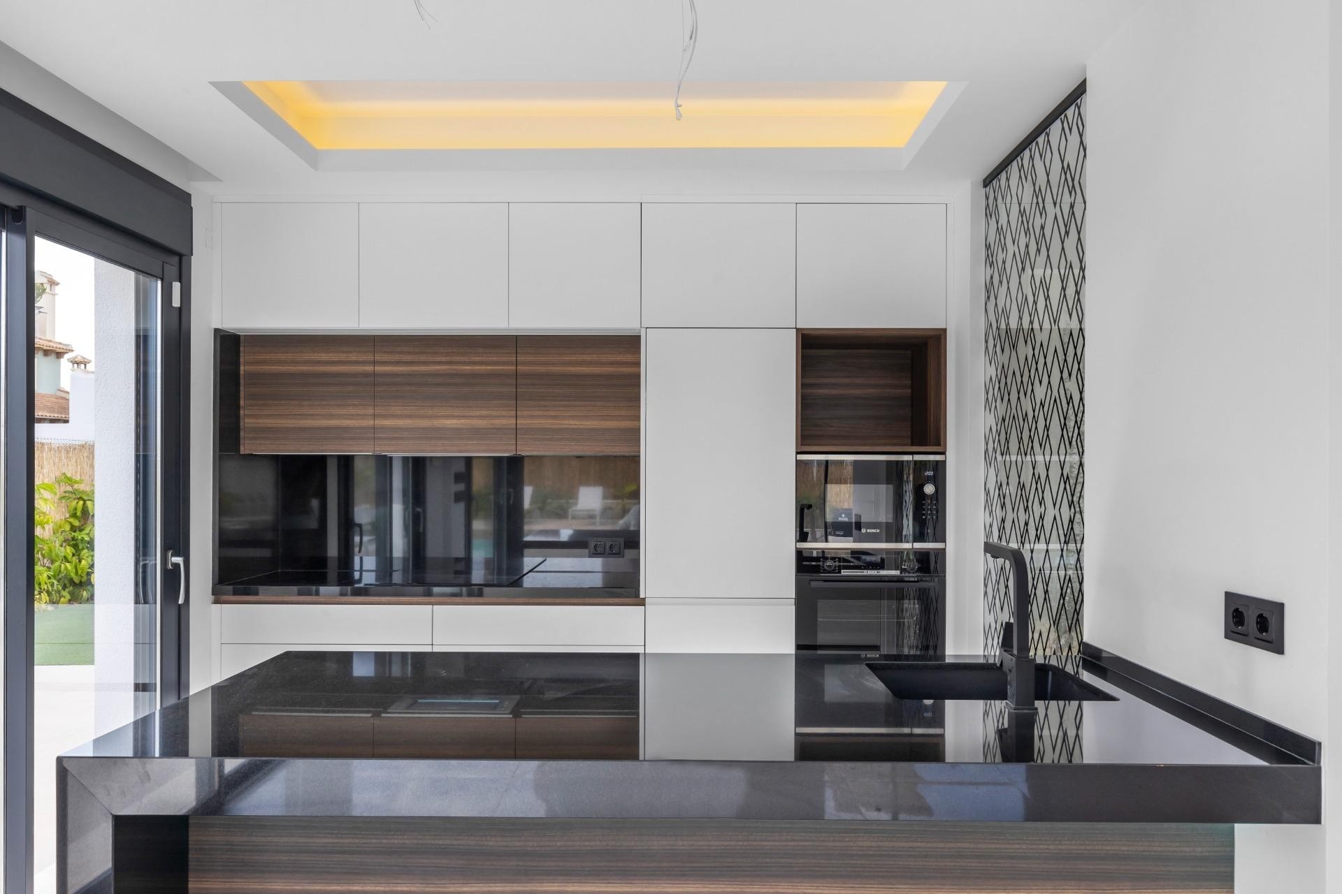 Herverkoop - Vrijstaande Villa -
Torrevieja - Torreta florida