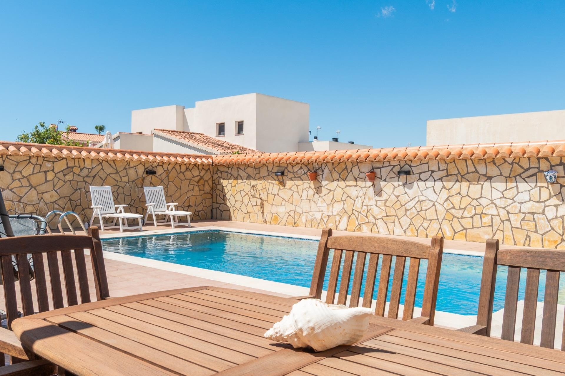 Herverkoop - Vrijstaande Villa -
Torrevieja - Torreta florida