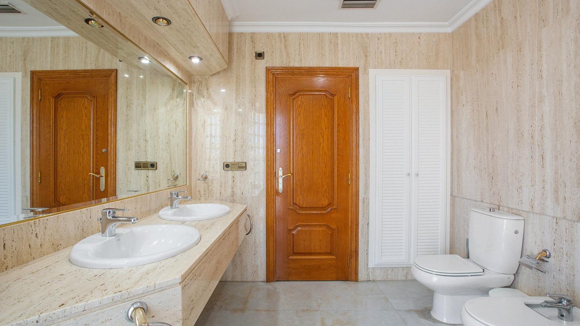 Herverkoop - Vrijstaande Villa -
Torrevieja - Torreta florida