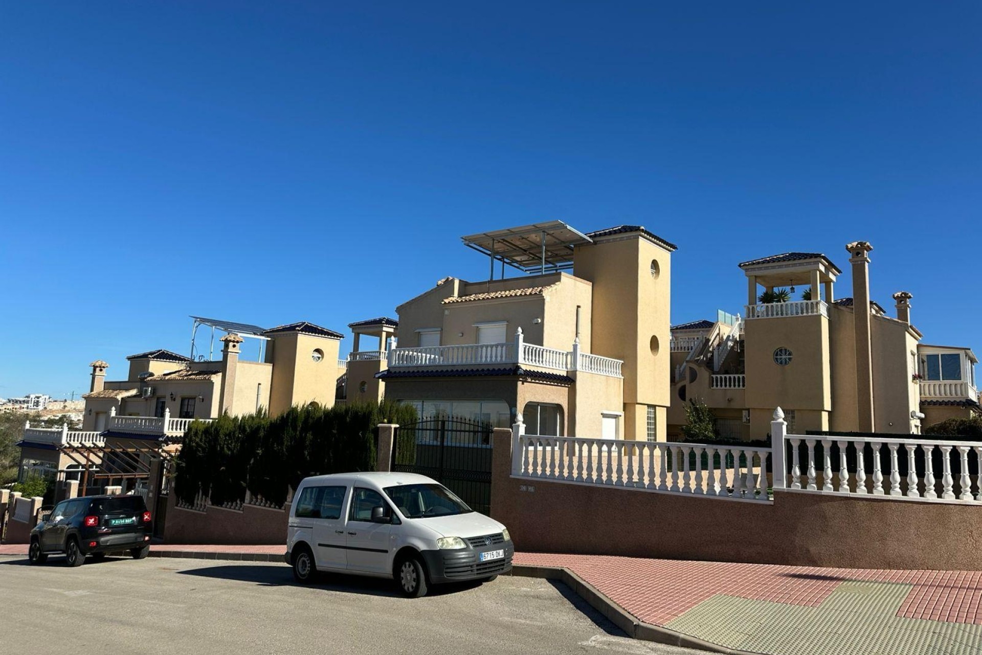 Herverkoop - Vrijstaande villa -
Torrevieja - VILLAMARTIN