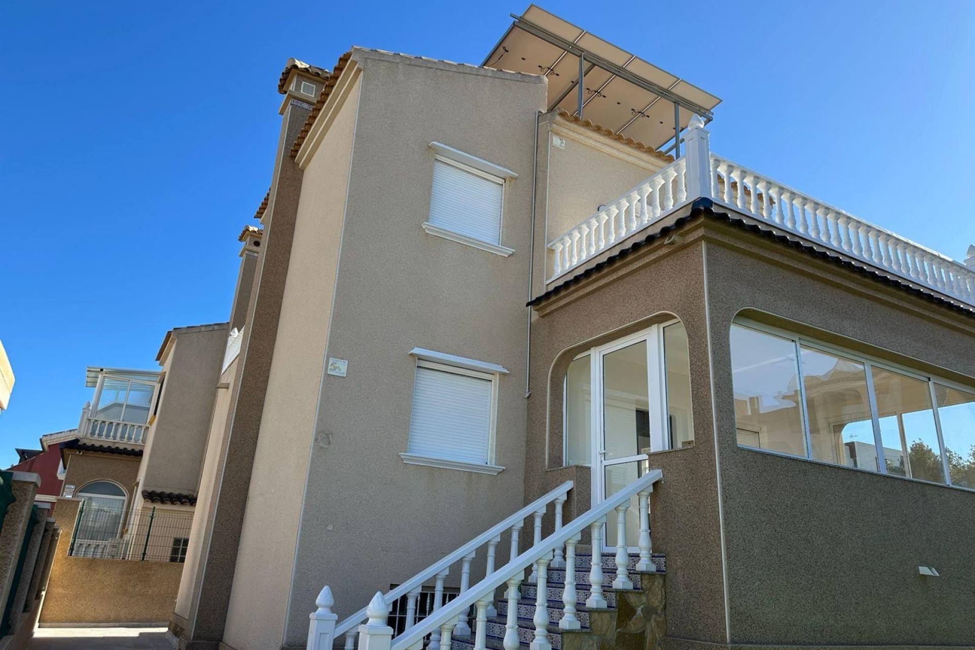 Herverkoop - Vrijstaande villa -
Torrevieja - VILLAMARTIN