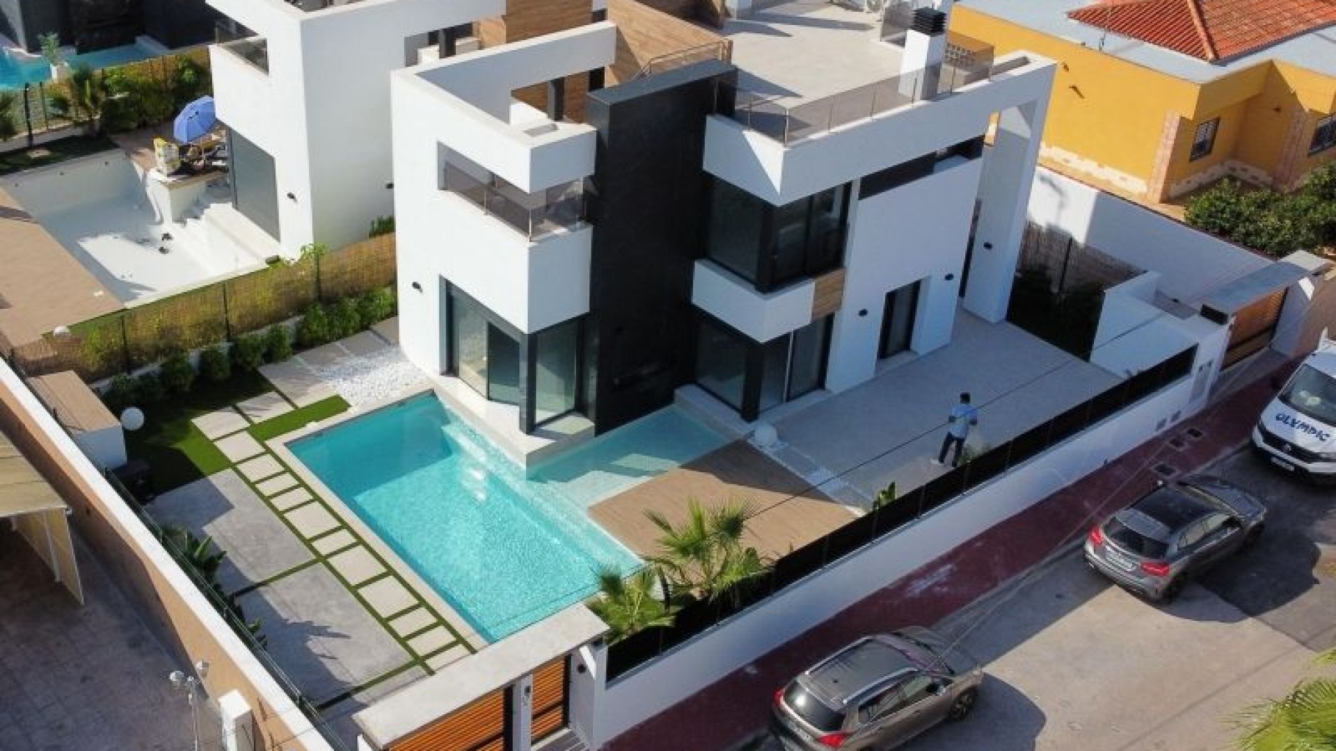 Herverkoop - Vrijstaande Villa -
Torrevieja