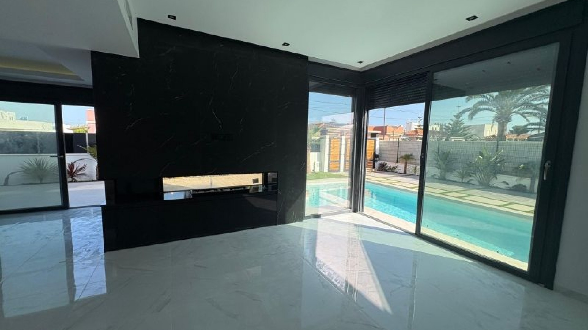 Herverkoop - Vrijstaande Villa -
Torrevieja