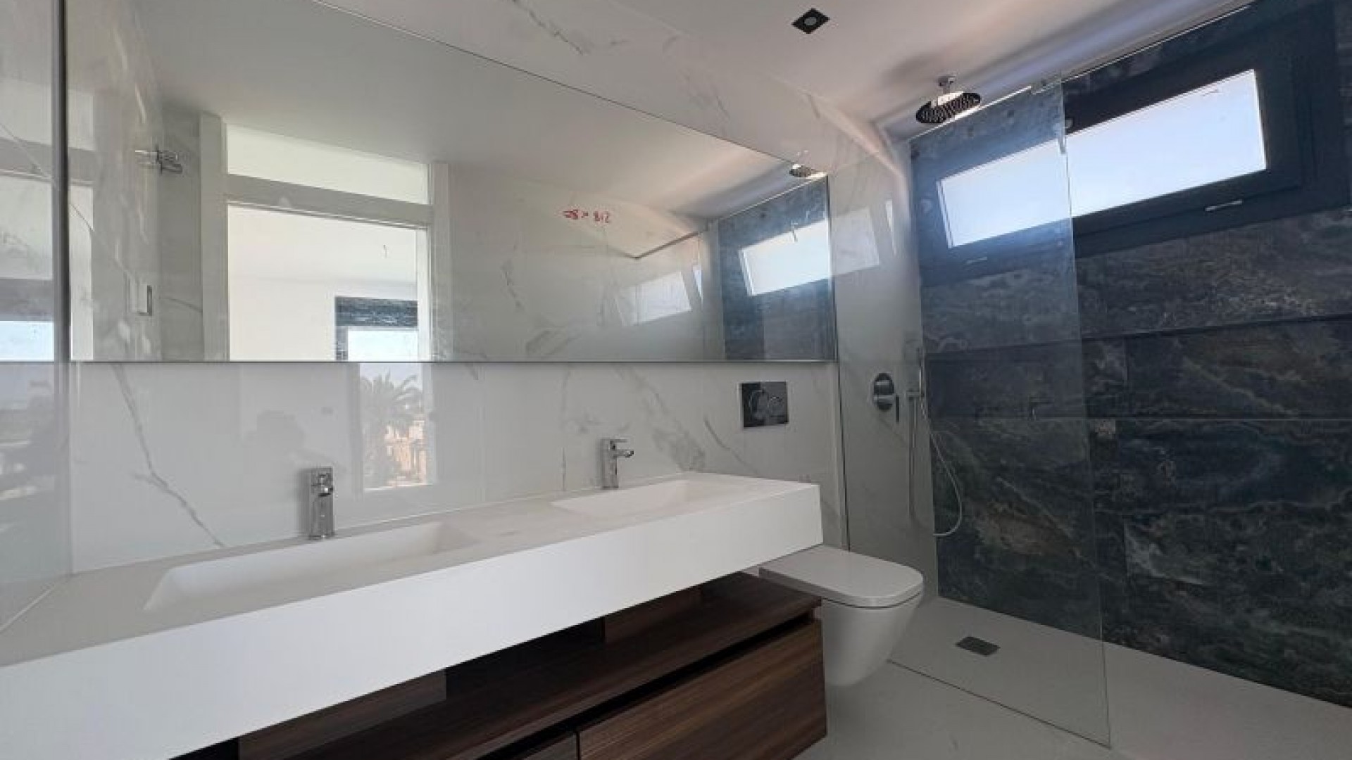 Herverkoop - Vrijstaande Villa -
Torrevieja