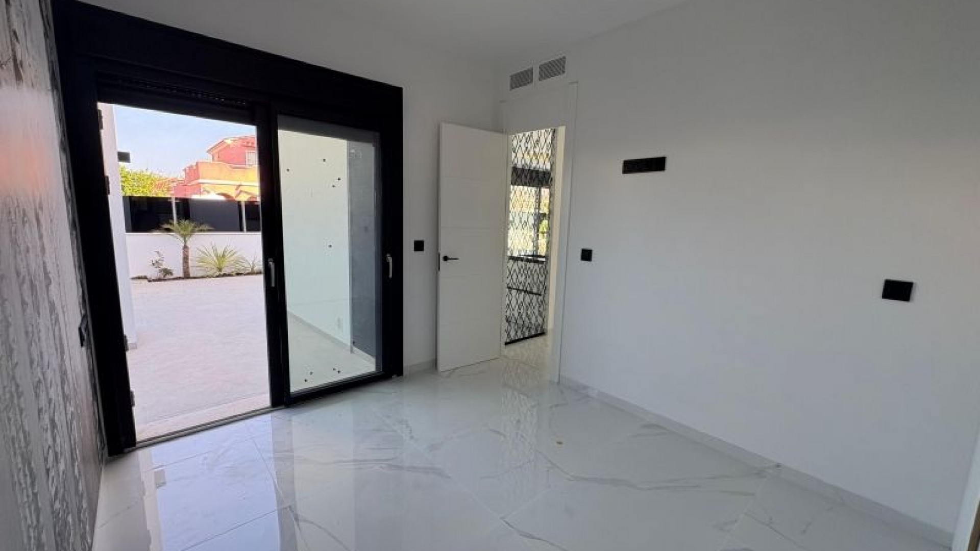 Herverkoop - Vrijstaande Villa -
Torrevieja