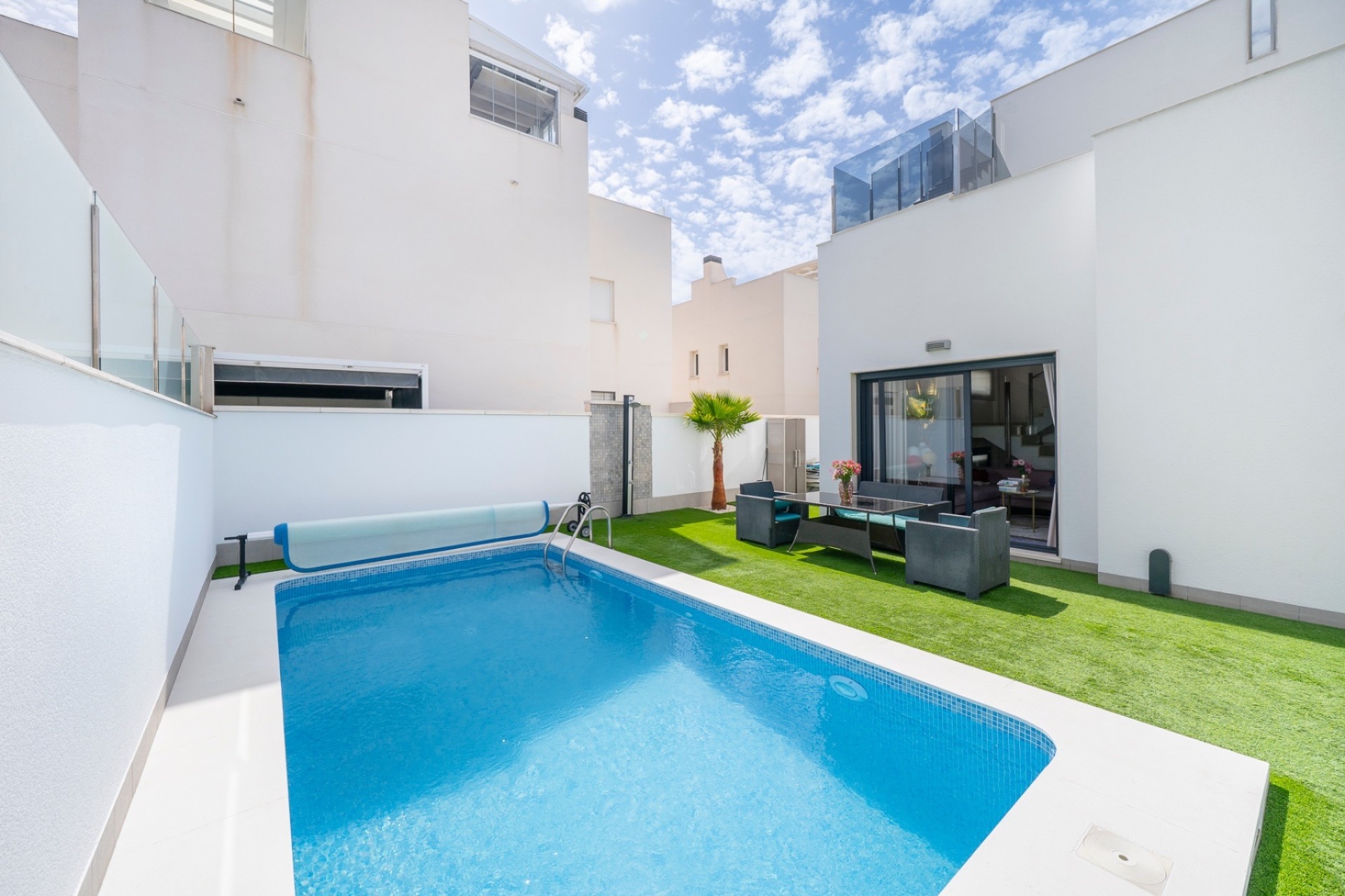 Herverkoop - Vrijstaande Villa -
Torrevieja