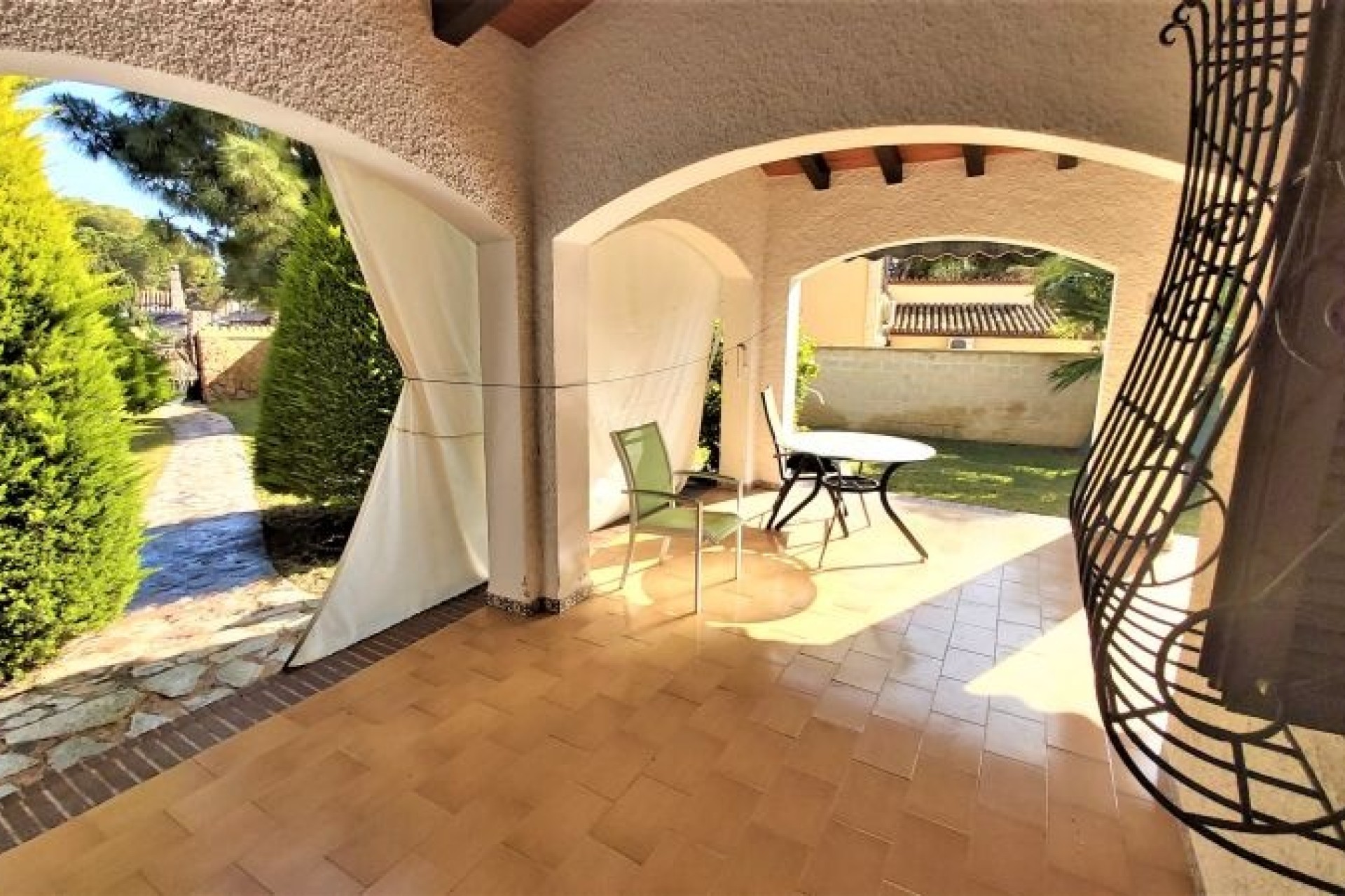 Herverkoop - Vrijstaande Villa -
Torrevieja