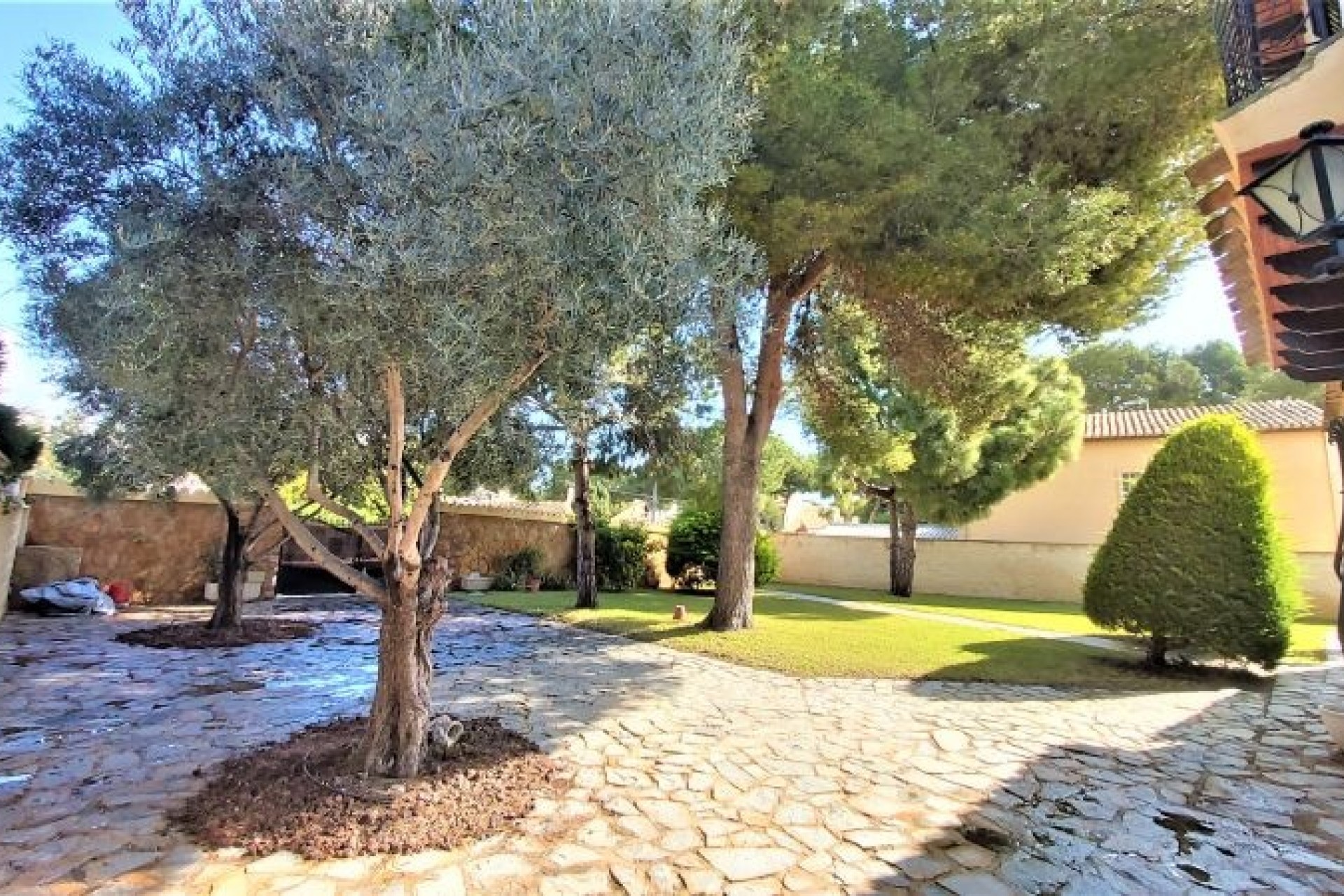 Herverkoop - Vrijstaande Villa -
Torrevieja