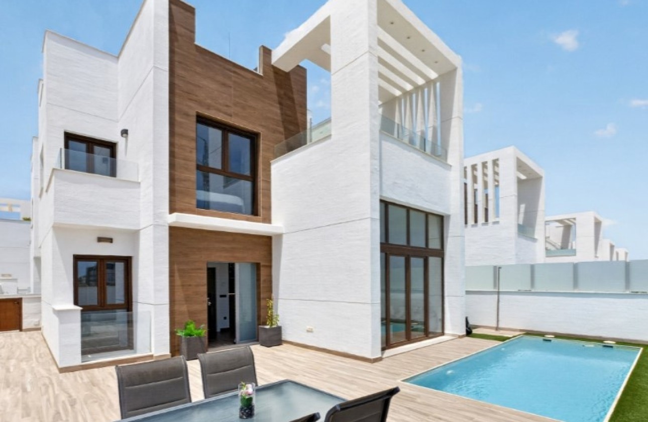 Herverkoop - Vrijstaande Villa -
Torrevieja