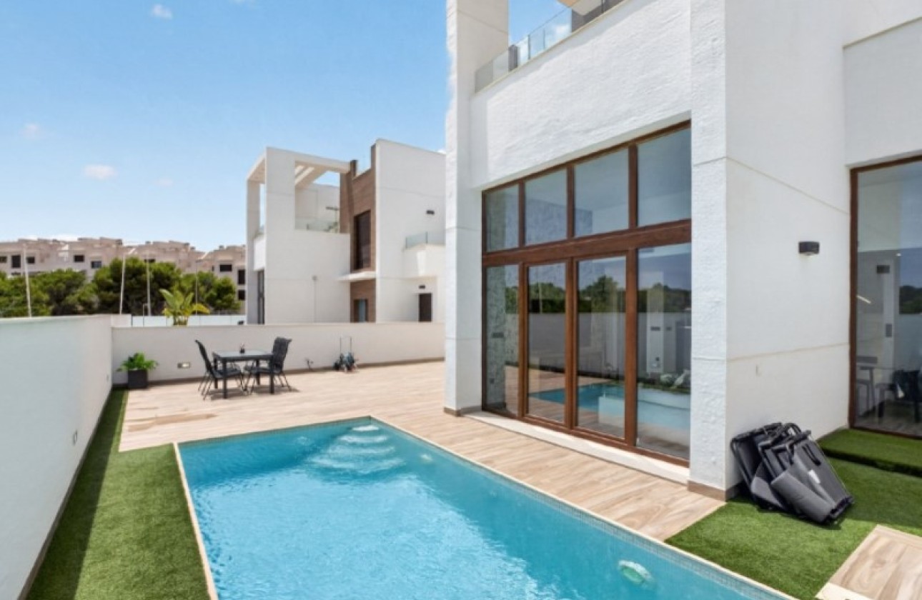 Herverkoop - Vrijstaande Villa -
Torrevieja
