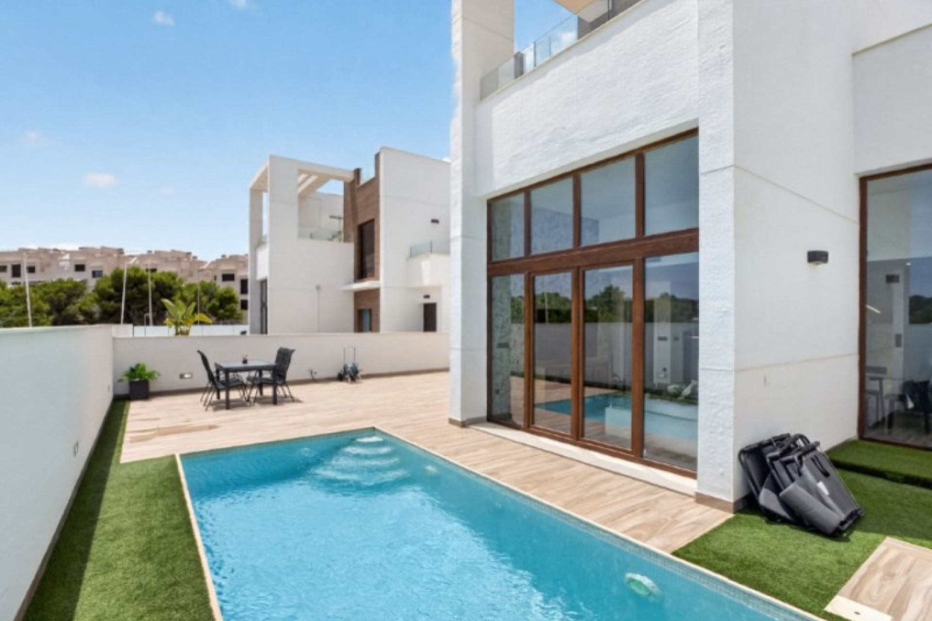 Herverkoop - Vrijstaande Villa -
Torrevieja