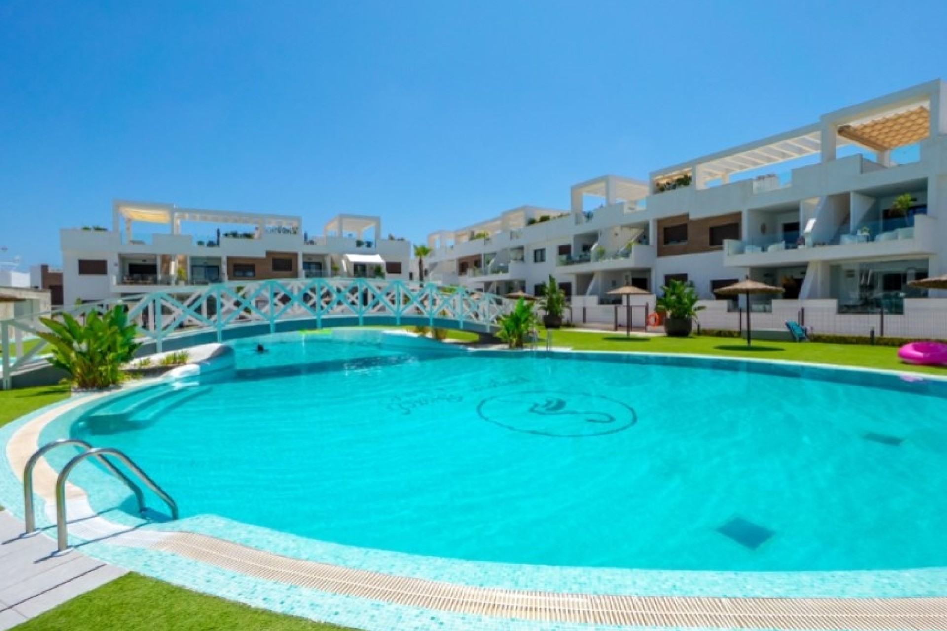 Herverkoop - Vrijstaande Villa -
Torrevieja