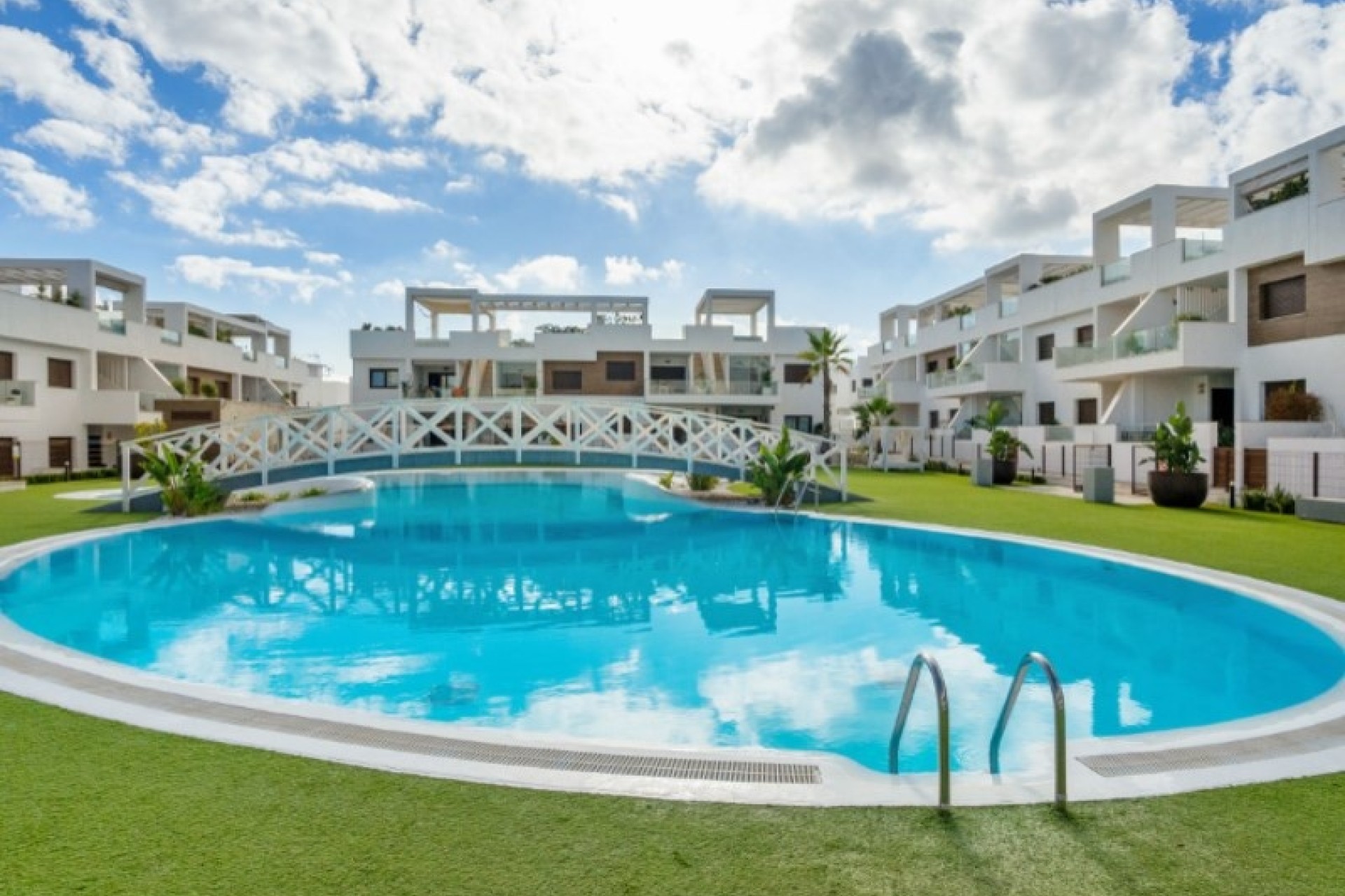 Herverkoop - Vrijstaande Villa -
Torrevieja