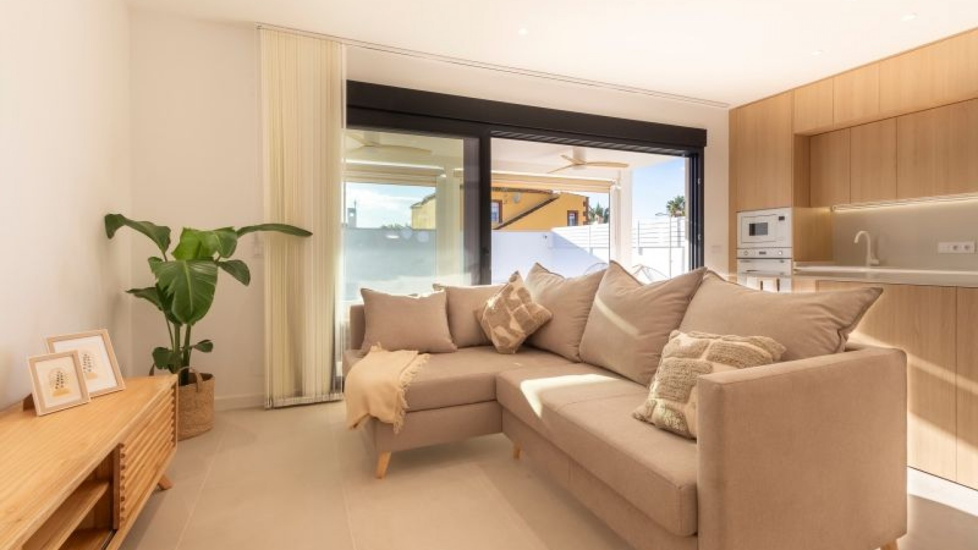 Herverkoop - Vrijstaande Villa -
Torrevieja