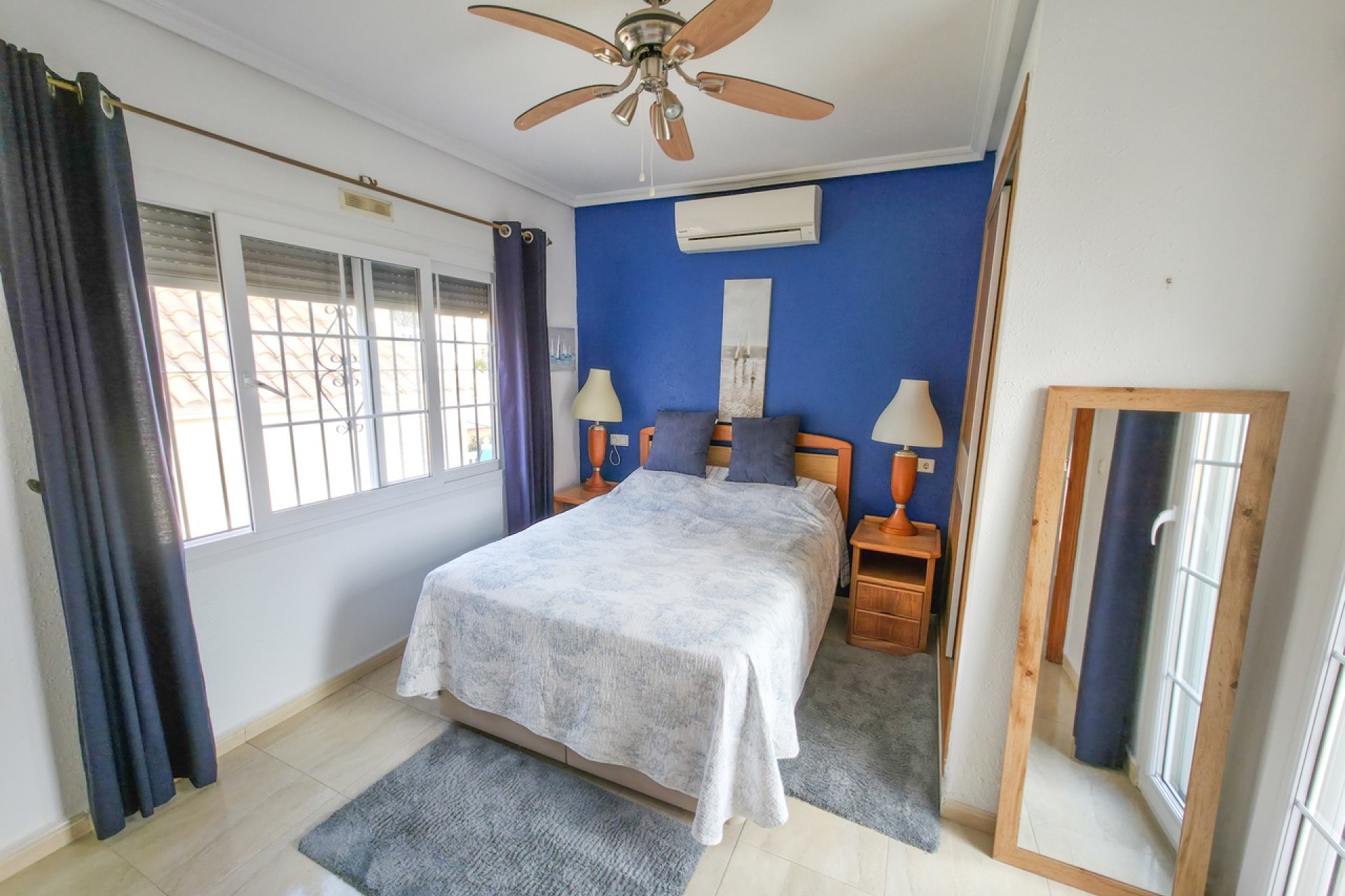 Herverkoop - Vrijstaande Villa -
Villamartín - Costa Blanca