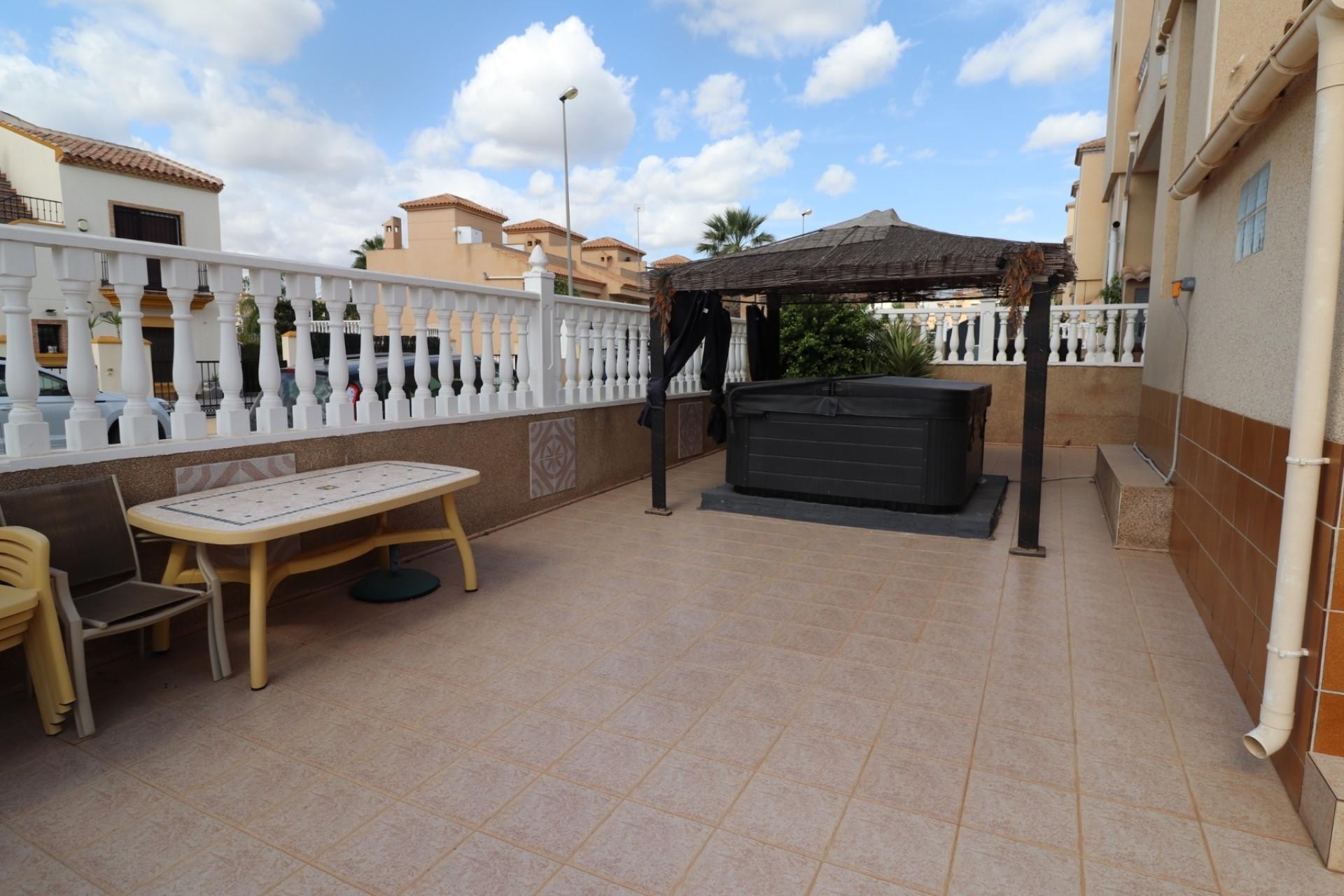 Herverkoop - Vrijstaande Villa -
Villamartín - Costa Blanca