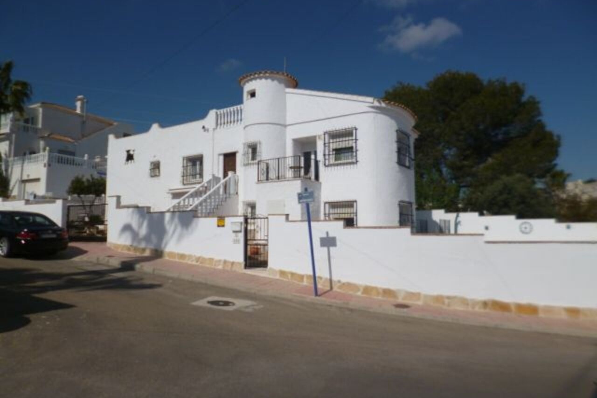 Herverkoop - Vrijstaande Villa -
Villamartín - Costa Blanca