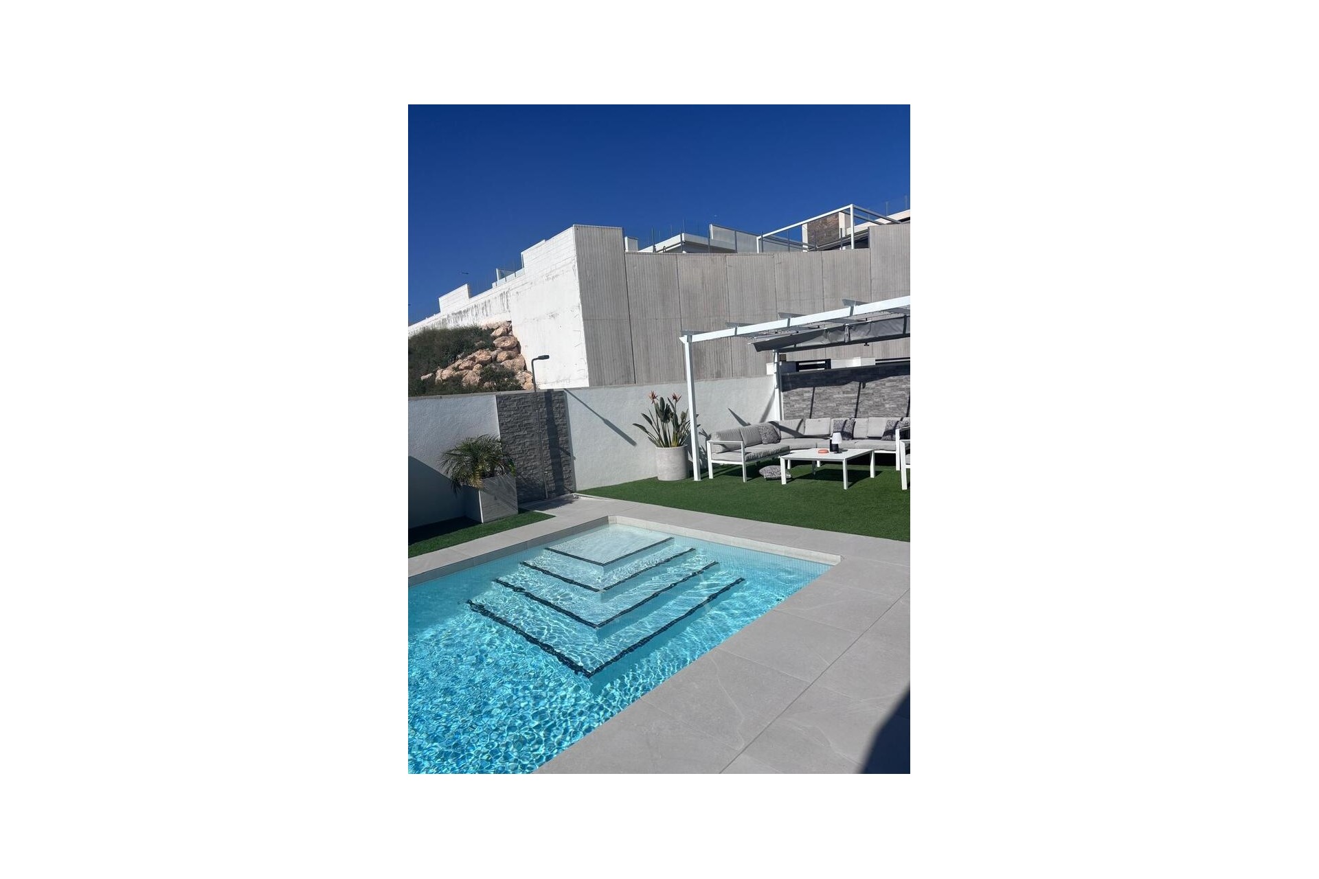 Herverkoop - Vrijstaande Villa -
Villamartín - Costa Blanca
