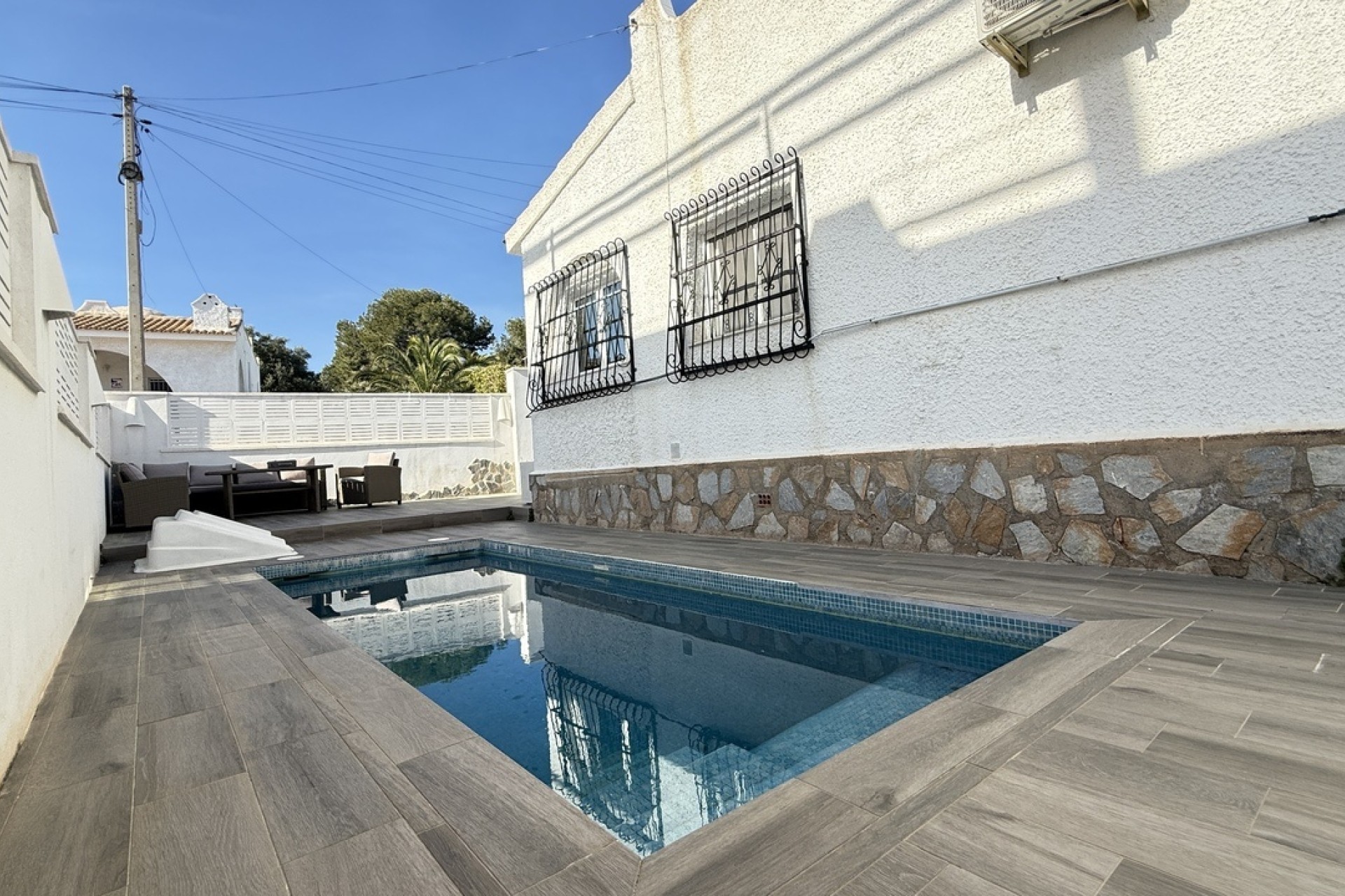 Herverkoop - Vrijstaande Villa -
Villamartín - Costa Blanca