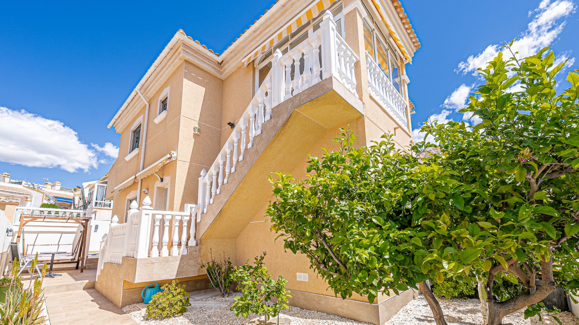 Herverkoop - Vrijstaande Villa -
Villamartín - Montegolf