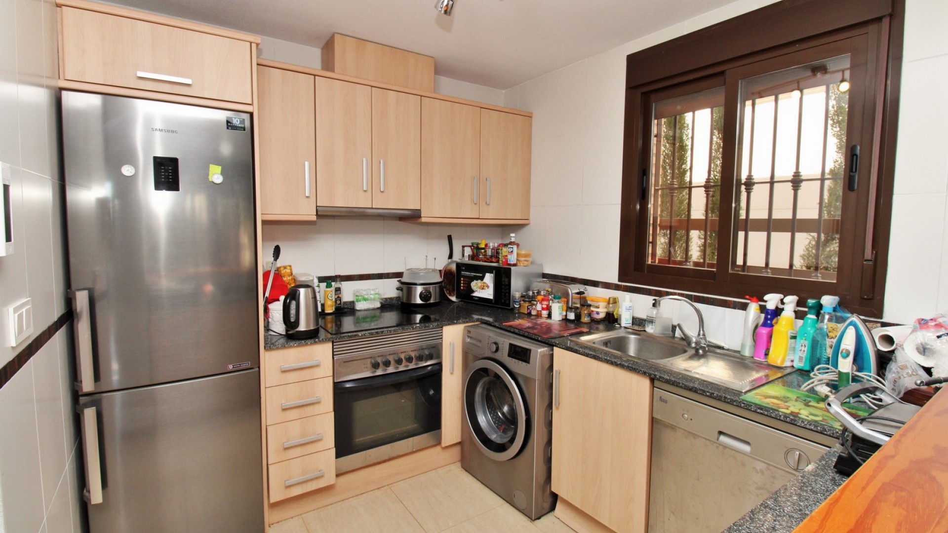 Herverkoop - Vrijstaande Villa -
Villamartín - PAU 8