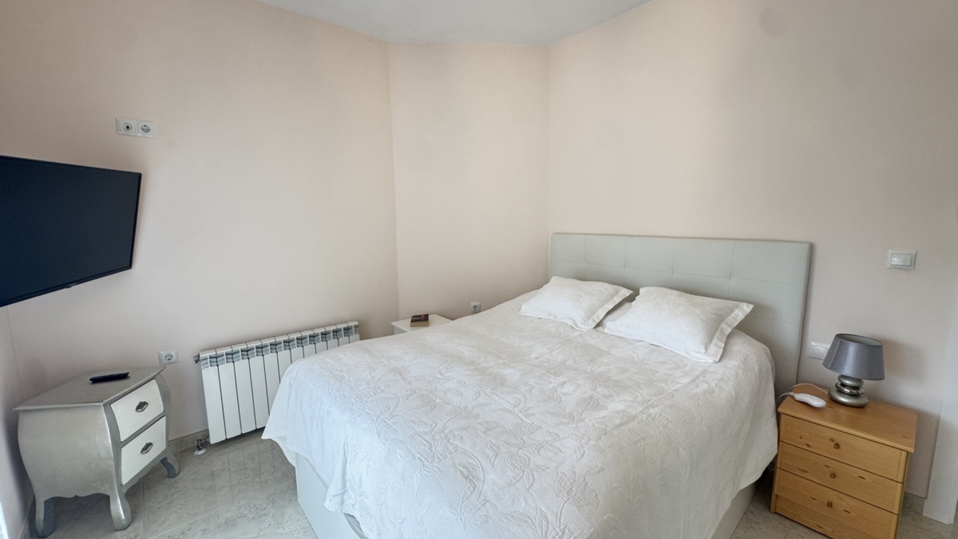 Herverkoop - Vrijstaande Villa -
Villamartín