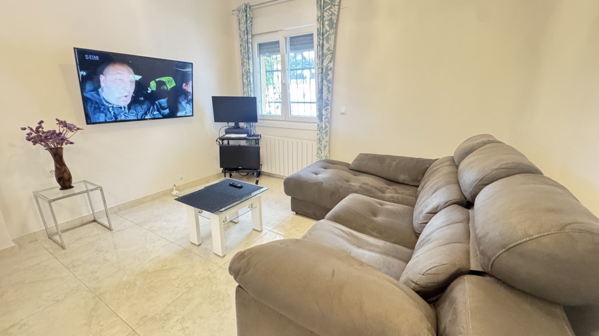 Herverkoop - Vrijstaande Villa -
Villamartín