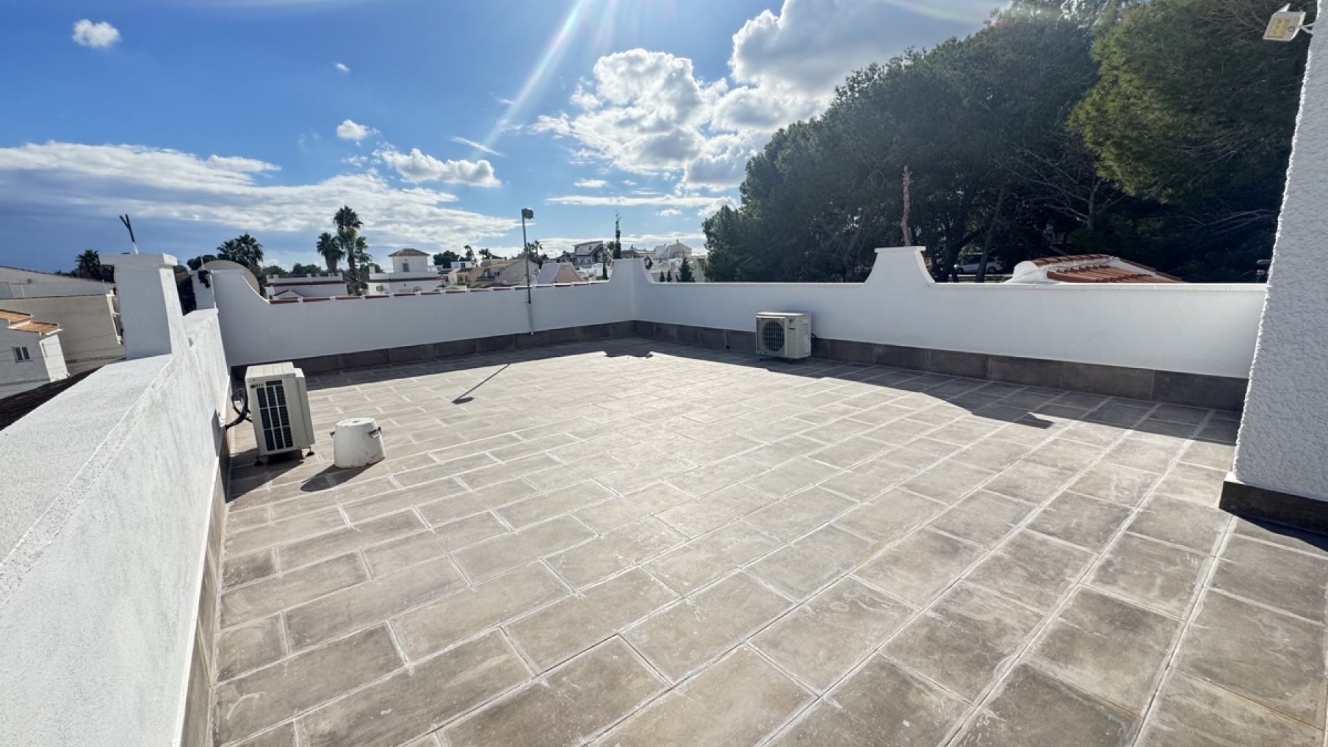 Herverkoop - Vrijstaande Villa -
Villamartín