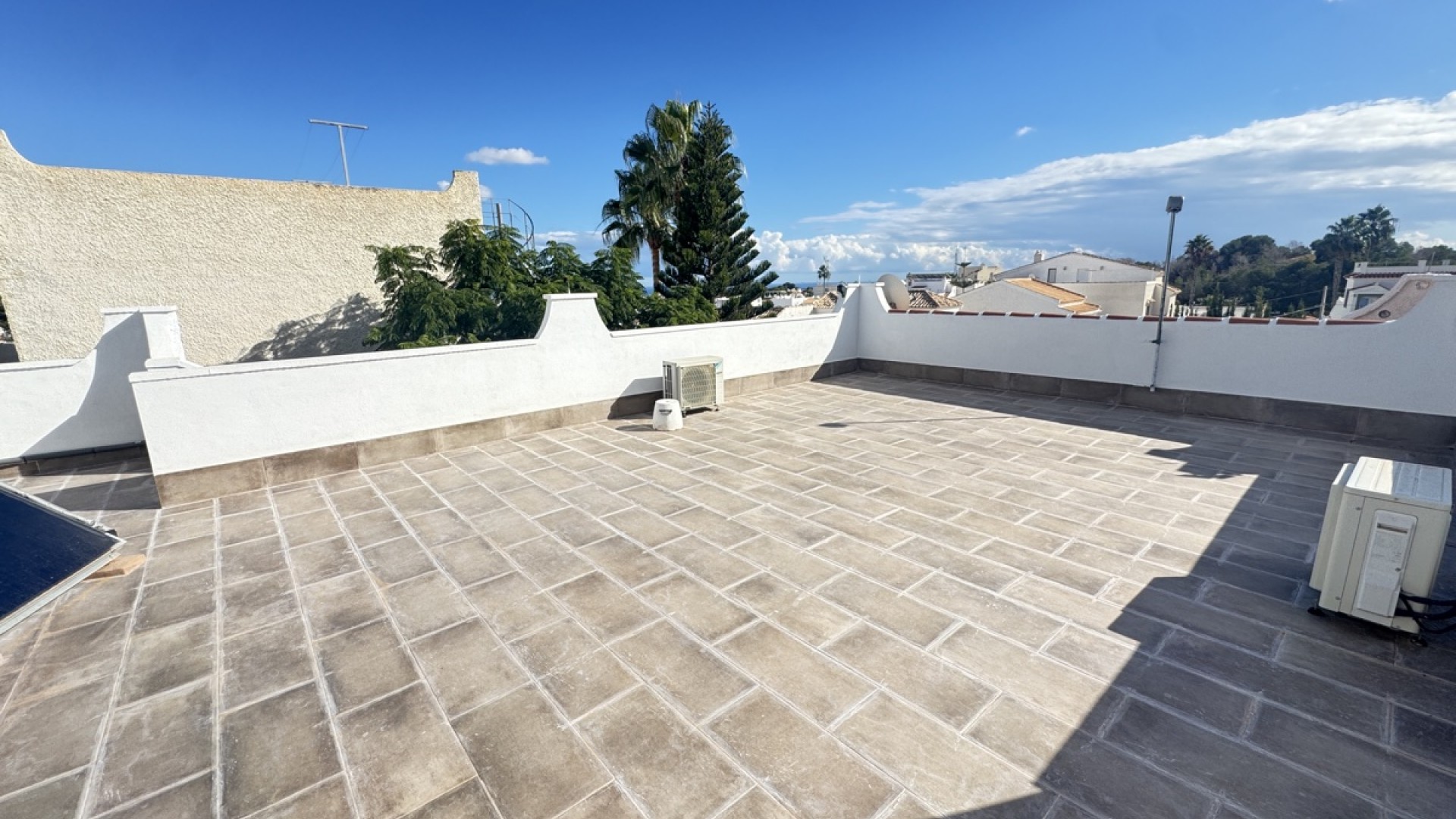 Herverkoop - Vrijstaande Villa -
Villamartín