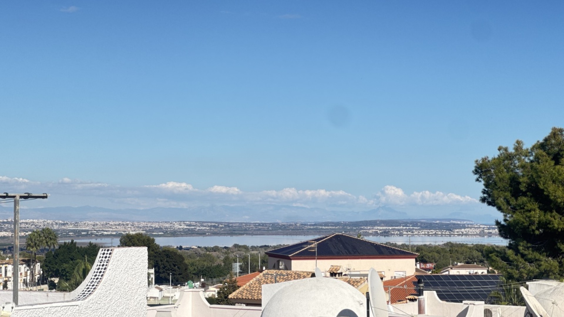 Herverkoop - Vrijstaande Villa -
Villamartín