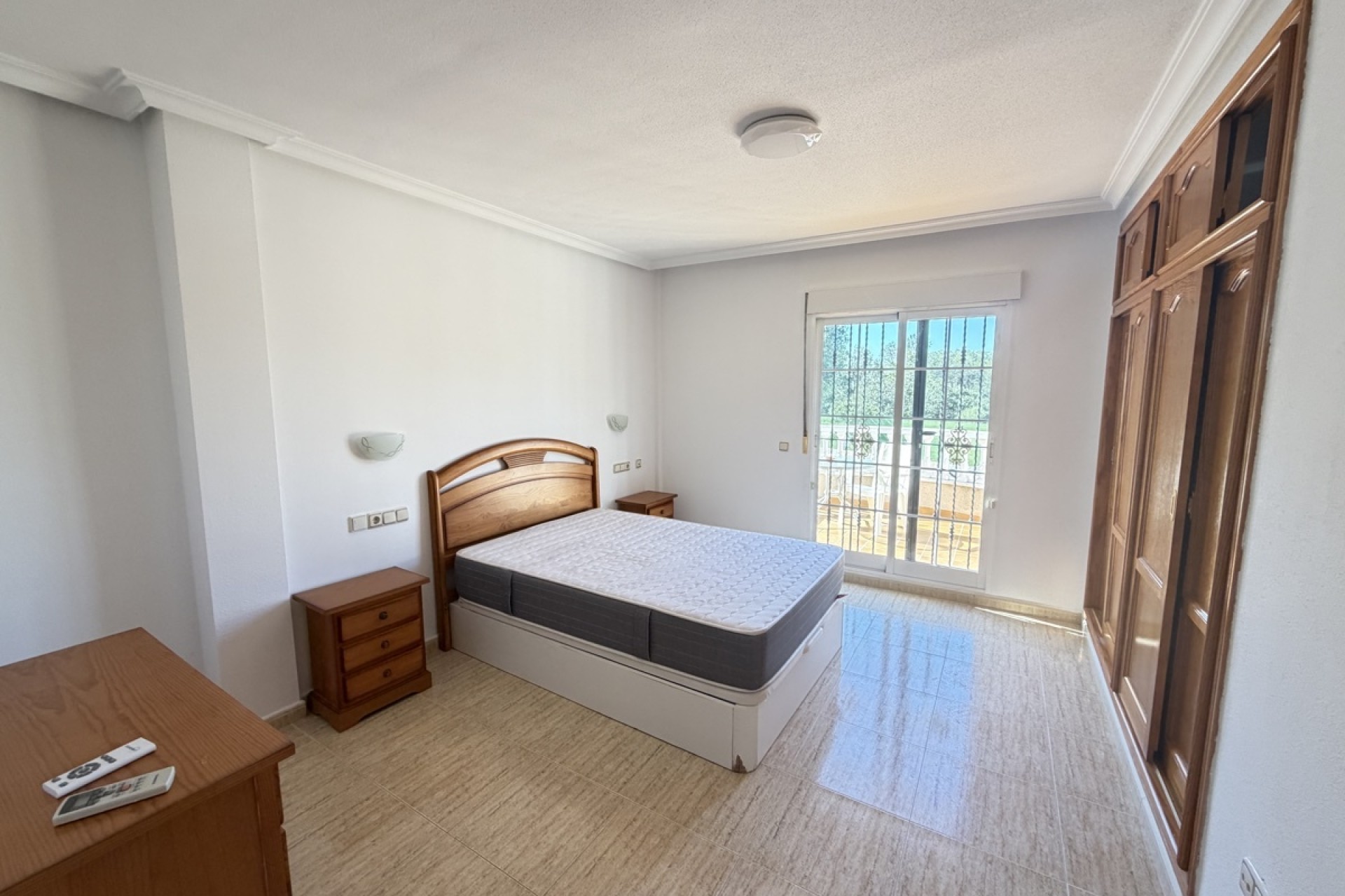 Herverkoop - Vrijstaande Villa -
Villamartín