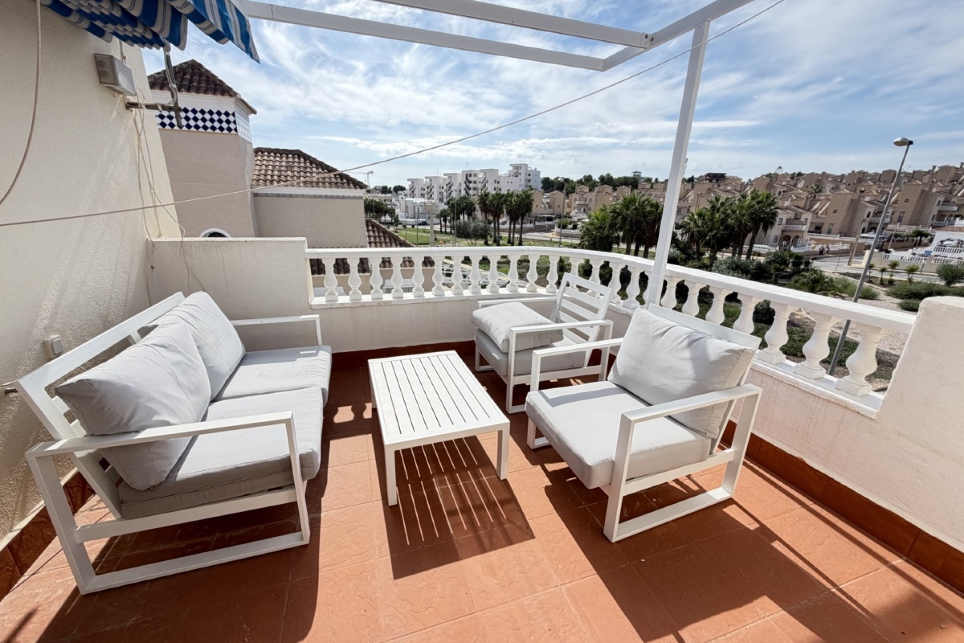 Herverkoop - Vrijstaande Villa -
Villamartín