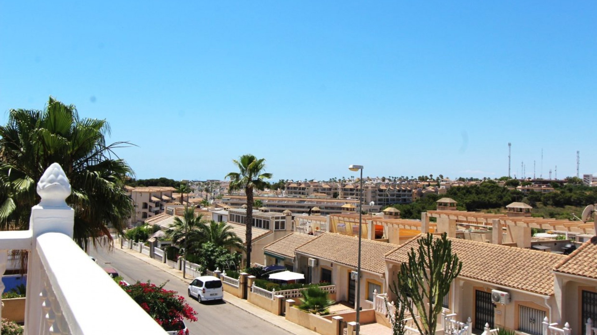 Herverkoop - Vrijstaande Villa -
Villamartín