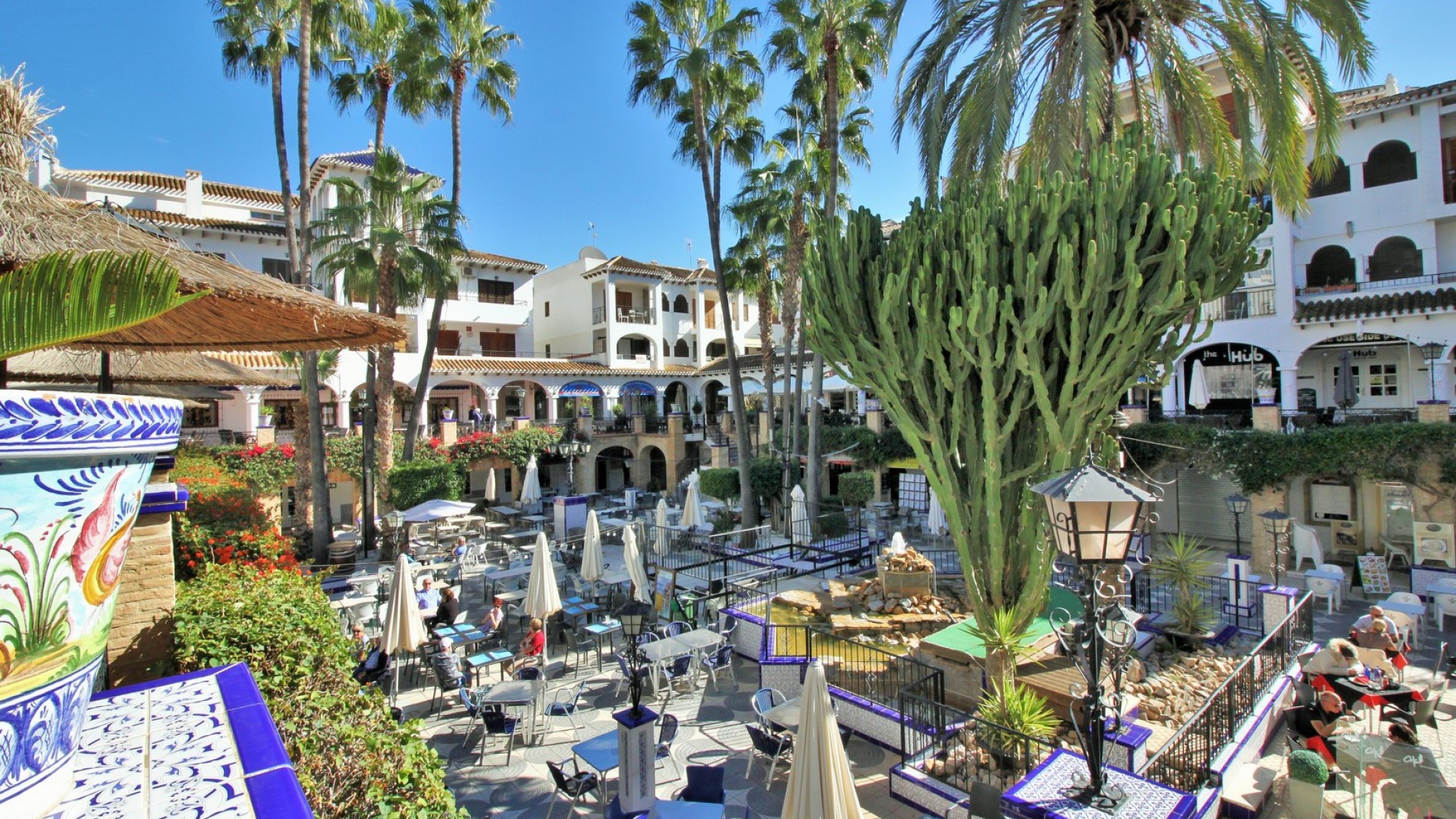 Herverkoop - Vrijstaande Villa -
Villamartín