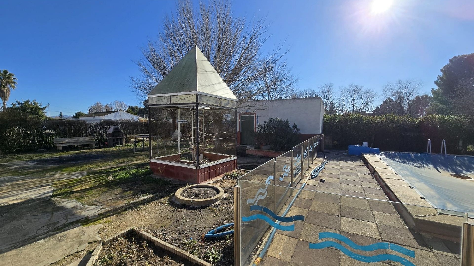 Herverkoop - Vrijstaande Villa -
Villena