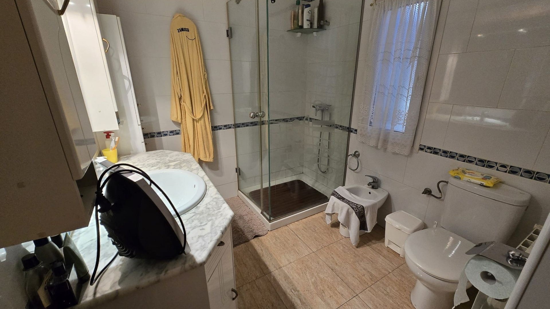 Herverkoop - Vrijstaande Villa -
Villena