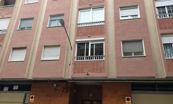 Kommersiell - Återförsäljning - Villena - Villena