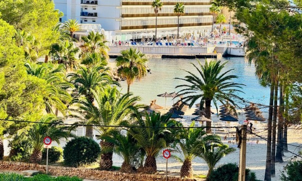 Lägenhet lägenhet - Återförsäljning - Cala Vinyes - Calvià