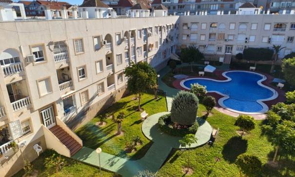 Lägenhet lägenhet - Återförsäljning - Torrevieja - Acequion