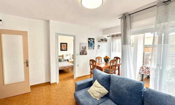 Lägenhet lägenhet - Återförsäljning - Torrevieja - Centro
