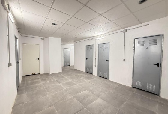 Lagerraum - Resale - Torrevieja - Playa del Cura