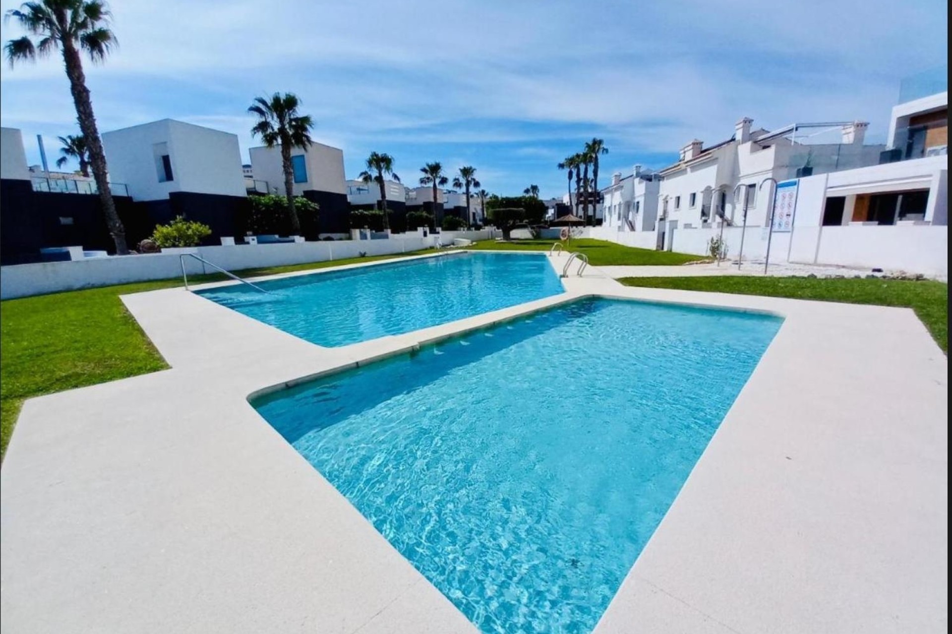 LANGDURIGE VERHUUR - Appartement / Flat -
Orihuela Costa - La fuente